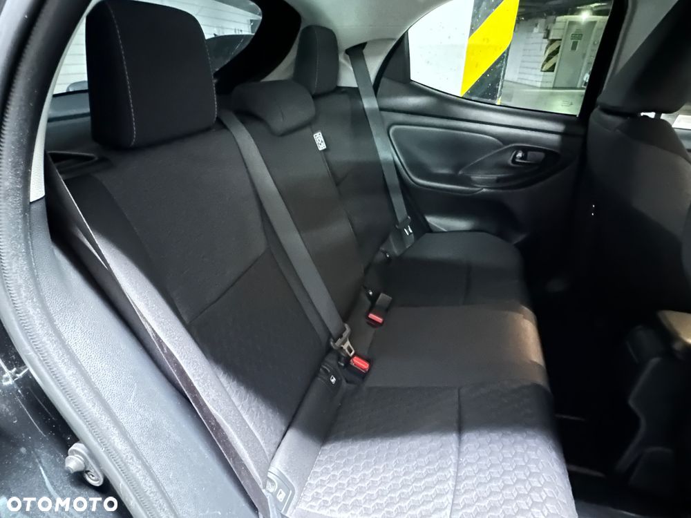 Toyota Yaris Hybrid 1.5 Comfort - 23