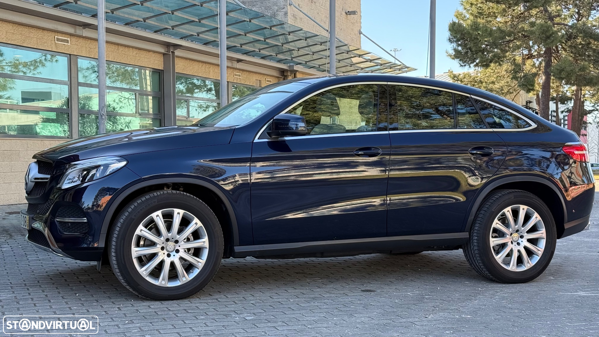 Mercedes-Benz GLE 350 d 4-Matic - 3
