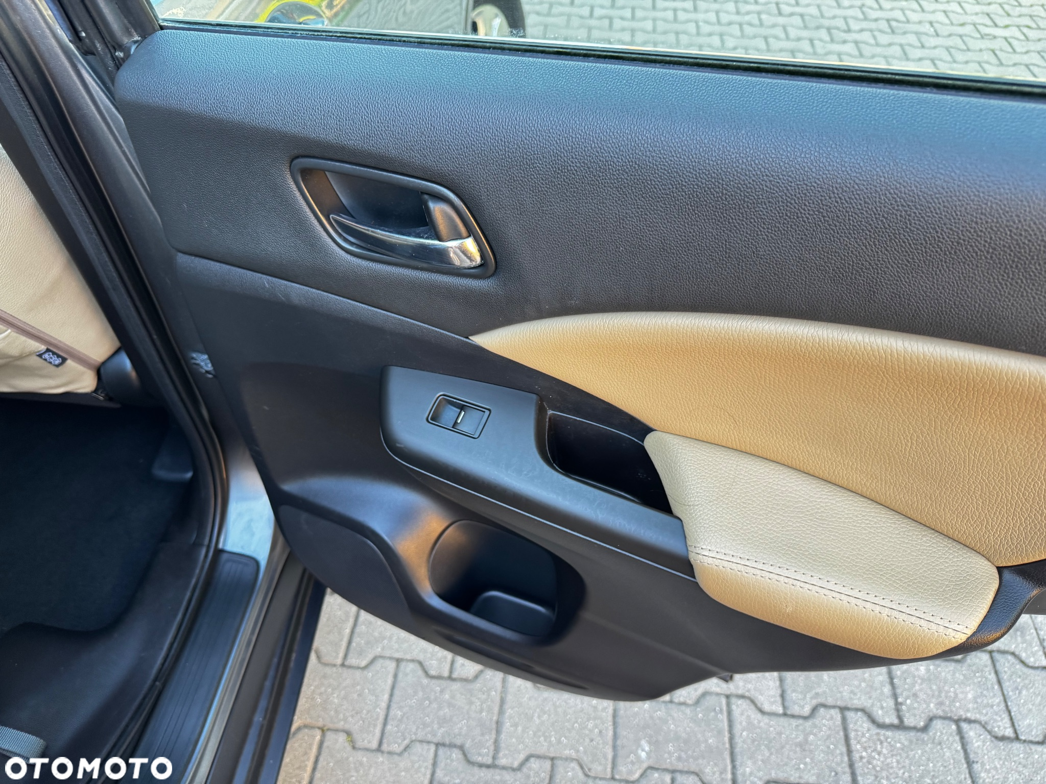Honda CR-V 2.0i-VTEC 4WD Automatik S - 19