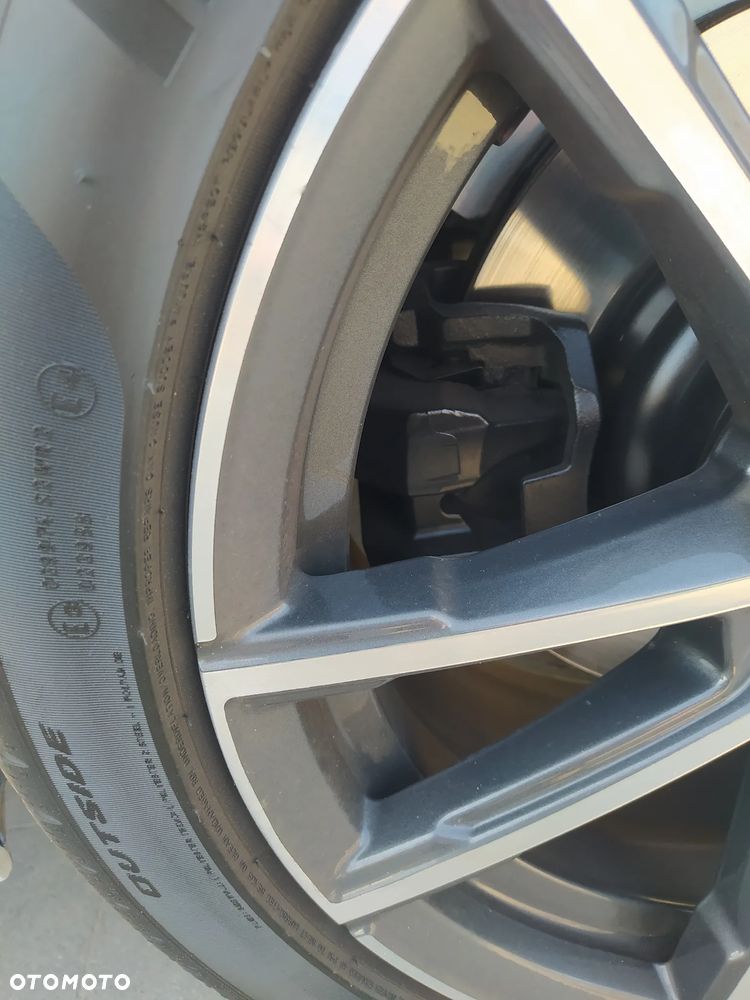 BMW Seria 3 330i Sport Line - 33