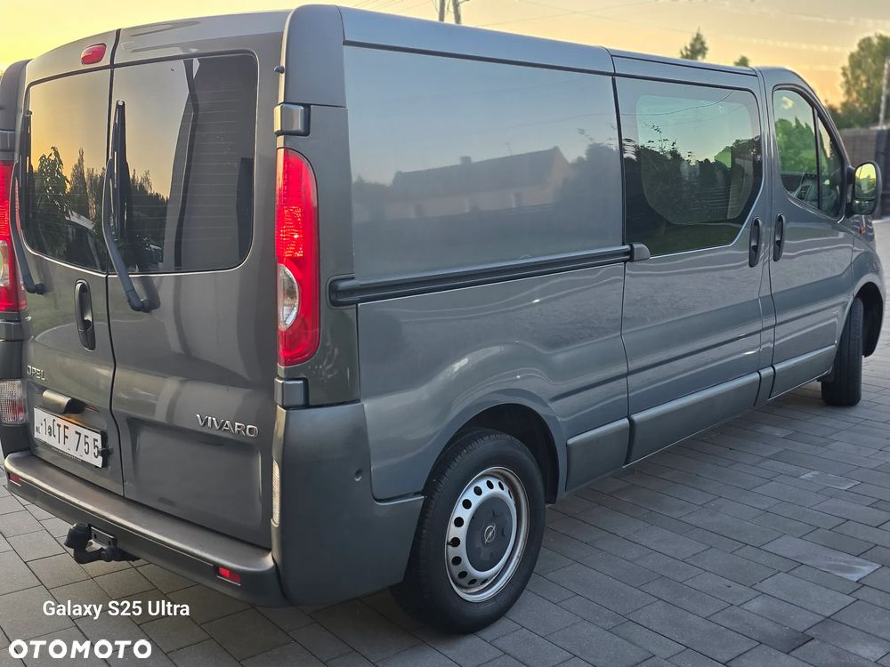 Opel Vivaro - 8
