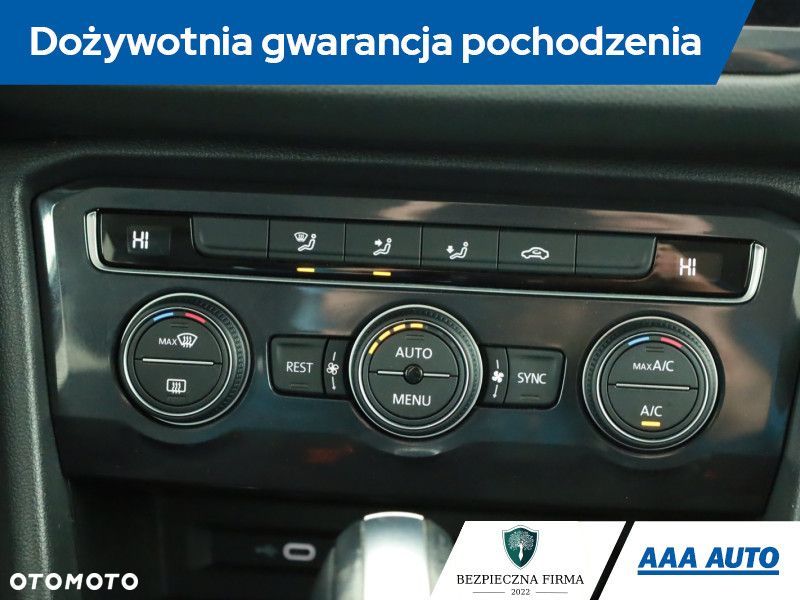 Volkswagen Tiguan Allspace - 12