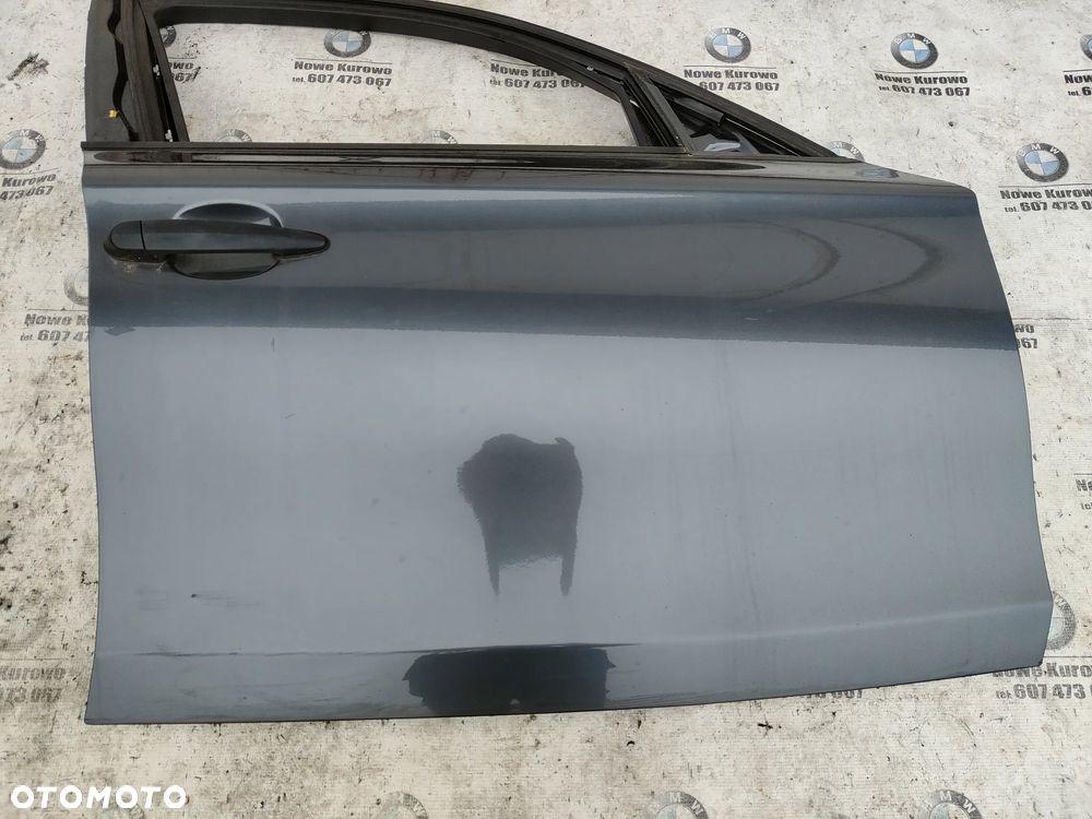 BMW E87 Drzwi prawe przednie Sparkling Graphite Metallic A22 - 4