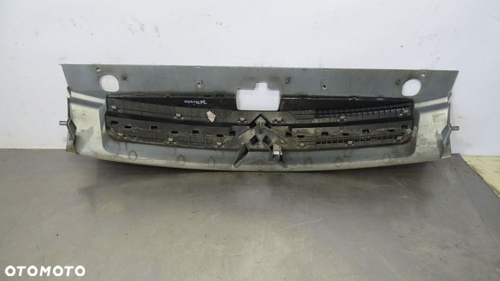 GRILL ATRAPA CITROEN BERLINGO 1.4 - 4