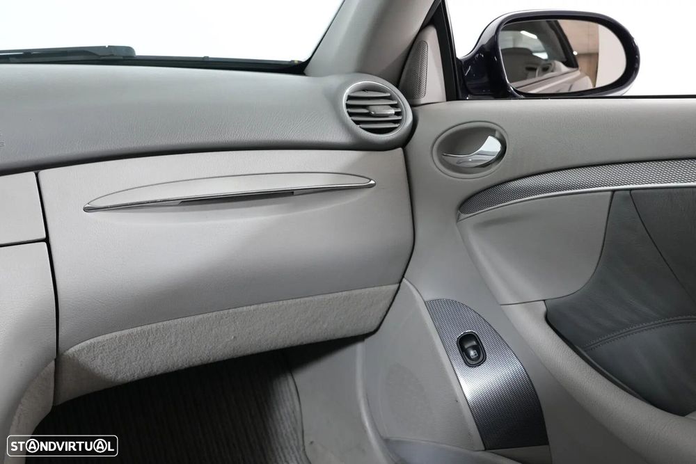 Mercedes-Benz CLK 200 K Avantgarde Aut. - 30