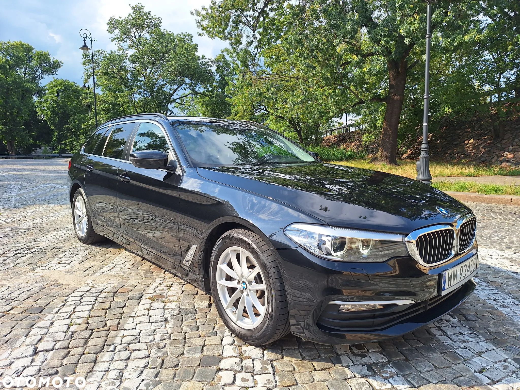 BMW Seria 5 520d Touring - 1