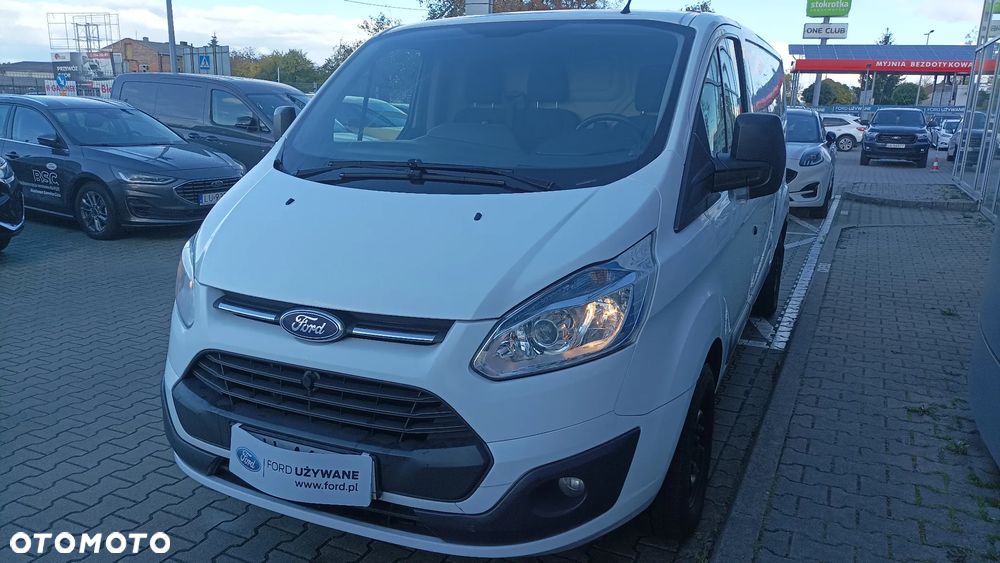 Ford Custom - 3