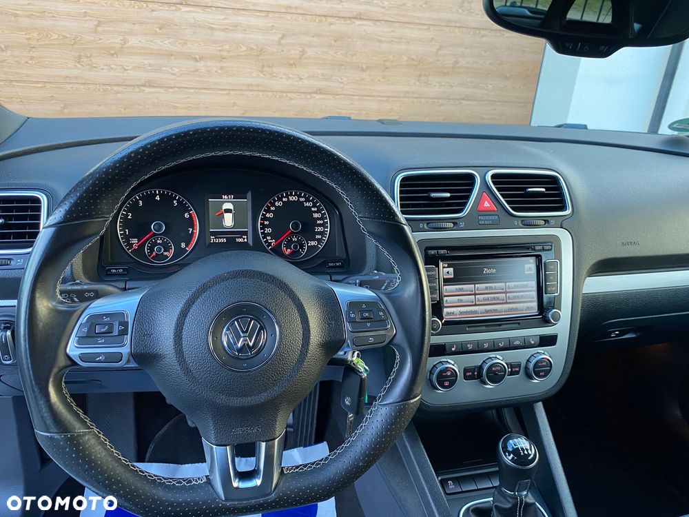 Volkswagen Scirocco - 32