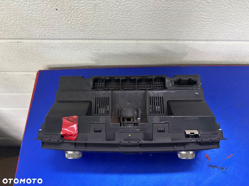 AUDI A8 D3 PANEL KLIMATYZACJI 4E0820043 - 2