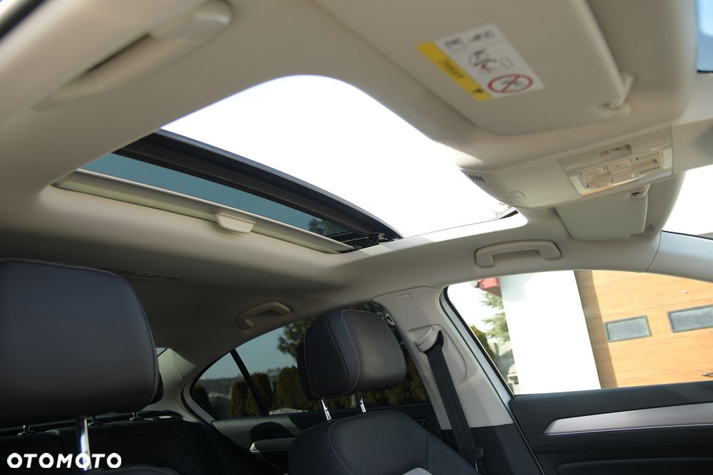 Volkswagen Passat 2.0 TDI BMT SCR 4Mot Highline DSG7 - 19