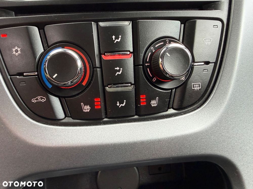 Opel Astra 1.4 Turbo ecoFLEX Start/Stop 150 Jahre - 24