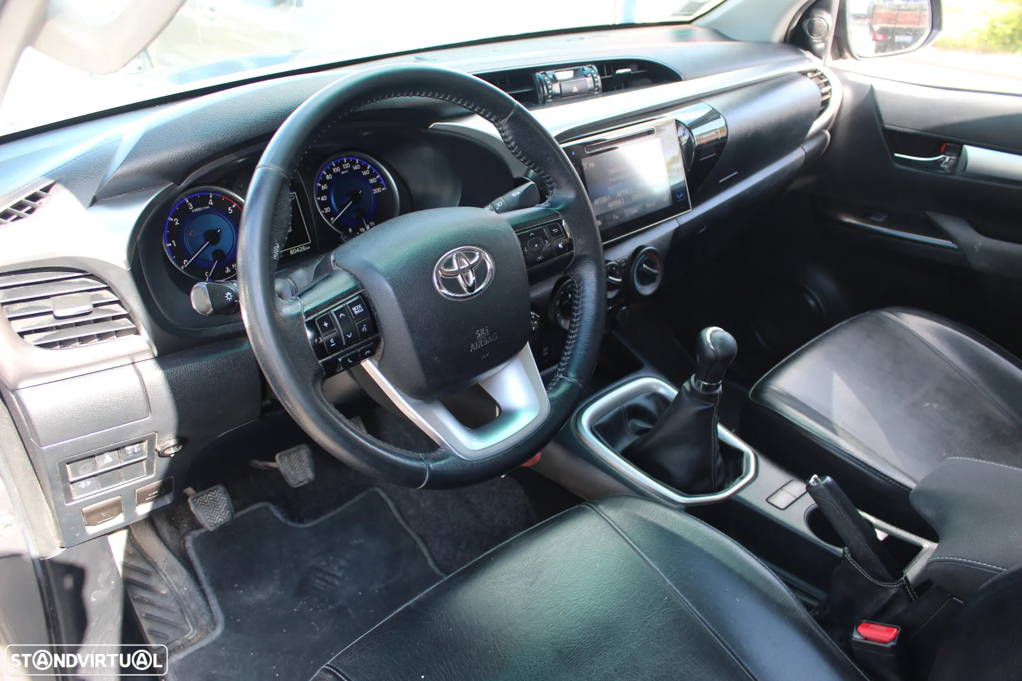 Toyota Hilux 2.4 D-4D 4WD CD Tracker - 10