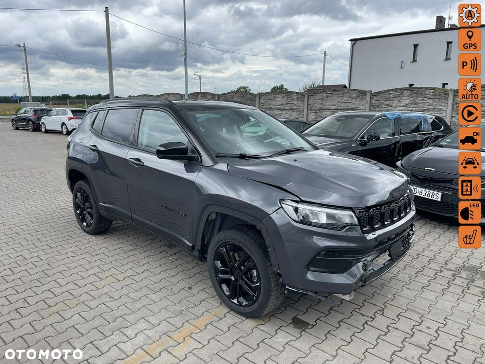 Jeep Compass 1.5 GSE T4 48V e-Hybrid Automatik Night Eagle