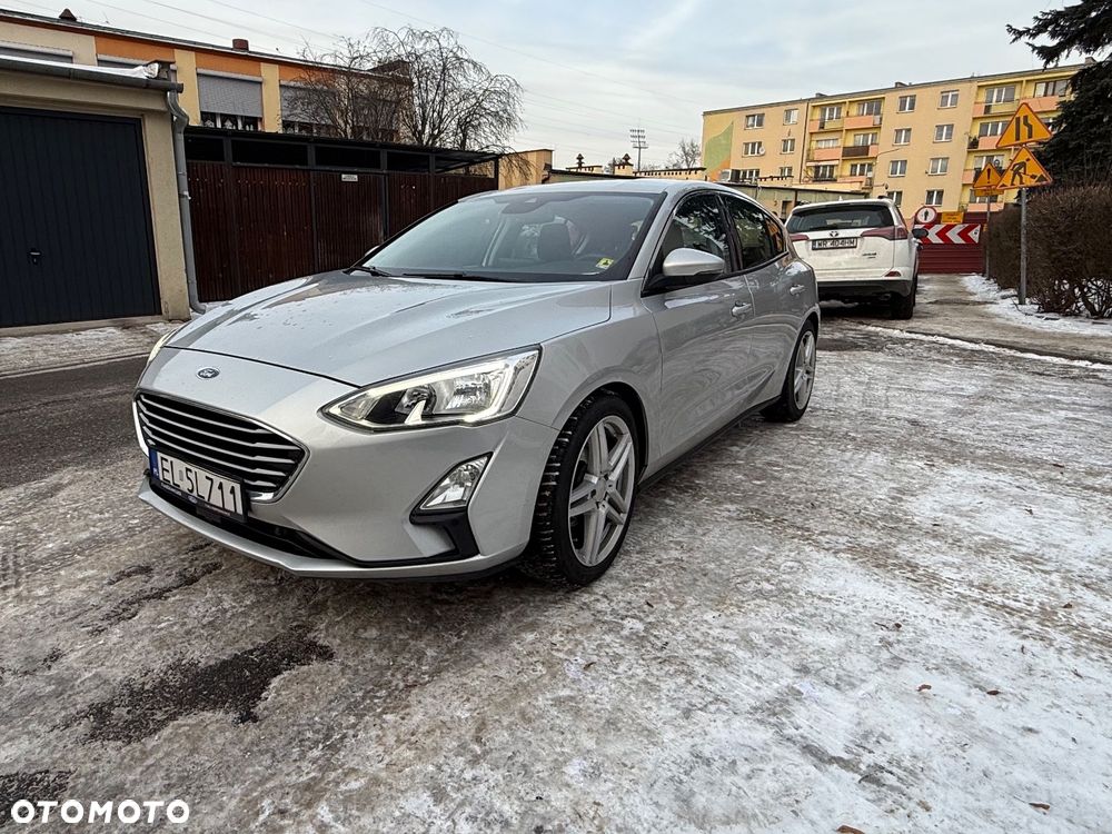 Ford Focus 1.5 TDCi SYNC Edition - 16