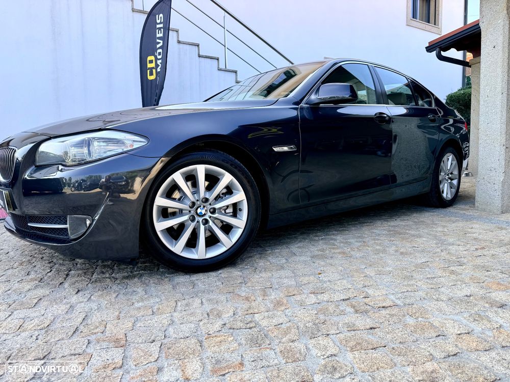BMW 520 d Exclusive Auto 123g - 13