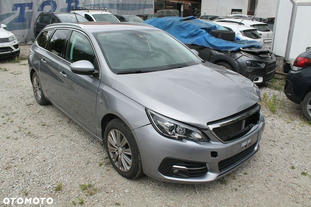Peugeot 308 - 3