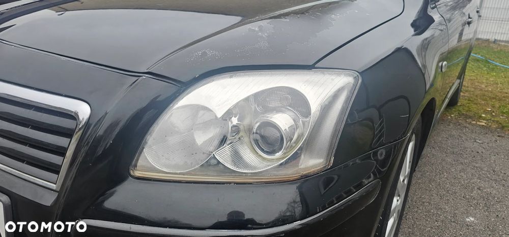 Toyota Avensis 2.0 VVT-i Prestige - 9