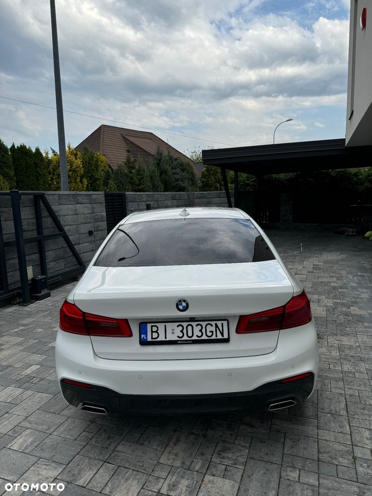BMW Seria 5 520d xDrive M Sport sport - 11