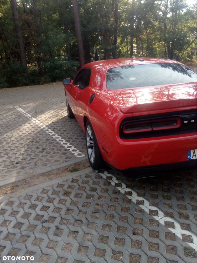 Dodge Challenger 5.7 R/T - 4