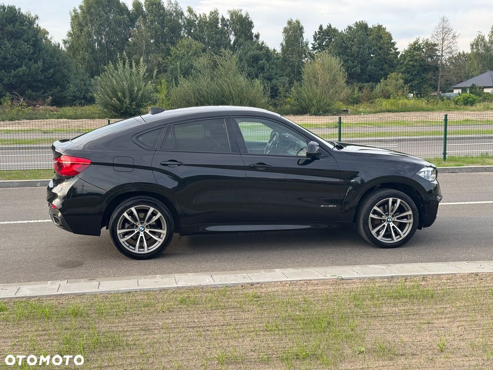 BMW X6 xDrive30d - 16
