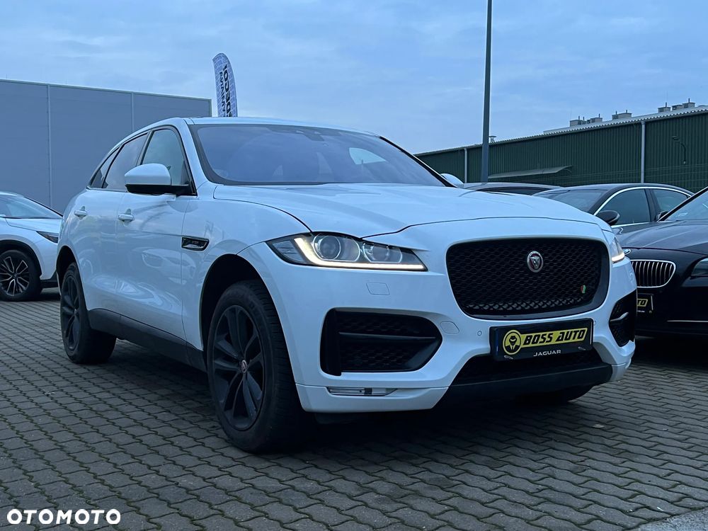 Jaguar F-Pace 25t AWD Prestige - 3