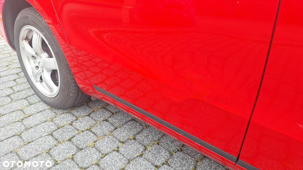 Volkswagen Passat 1.6 TDI Comfortline - 15