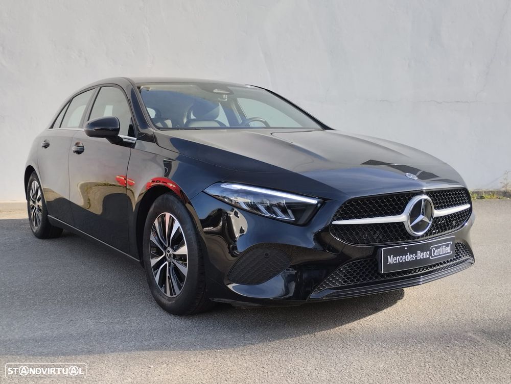 Mercedes-Benz A 200 7G-DCT - 11