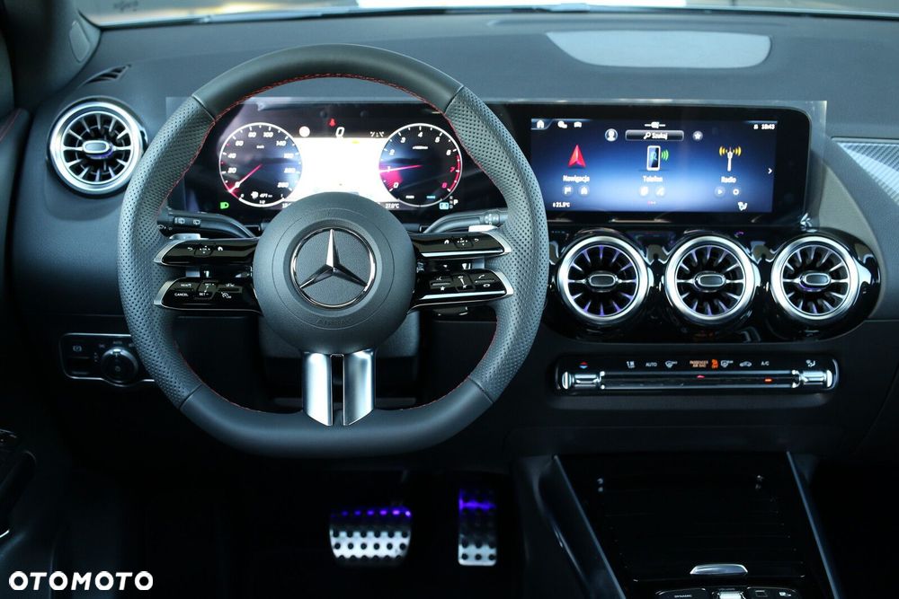 Mercedes-Benz GLA - 17