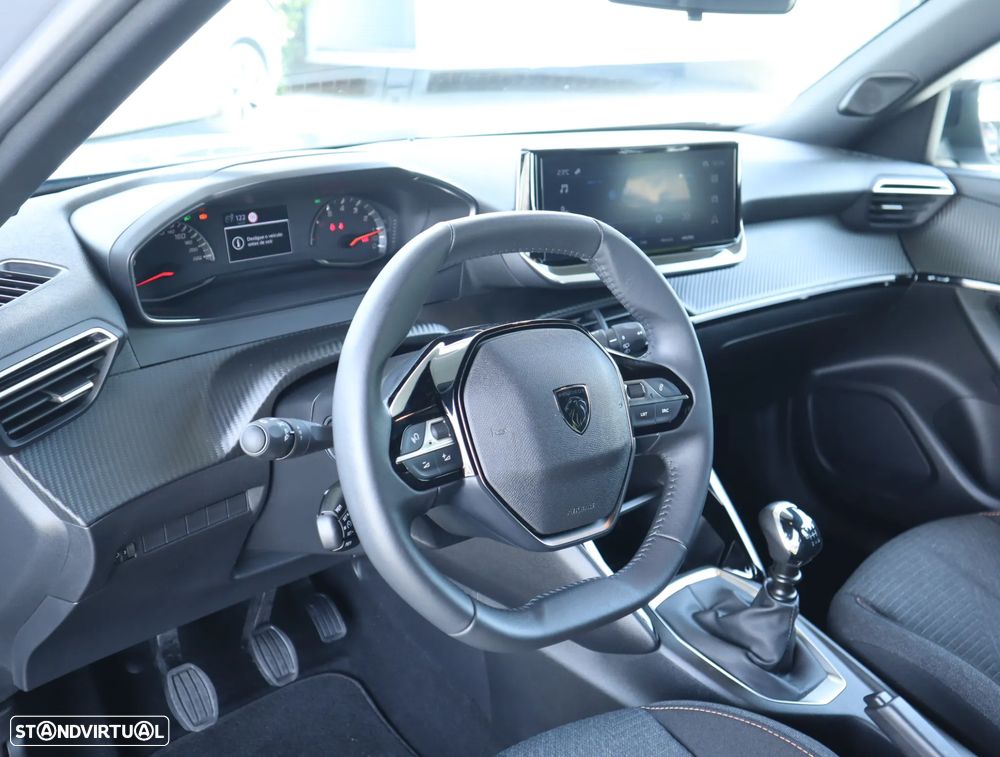 Peugeot 2008 1.2 PureTech Style - 31
