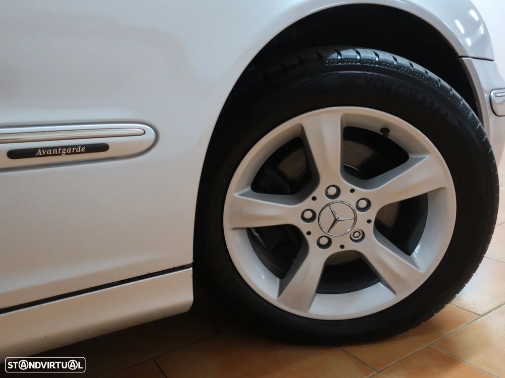 Mercedes-Benz C 220 CDi Avantgarde Aut. - 8