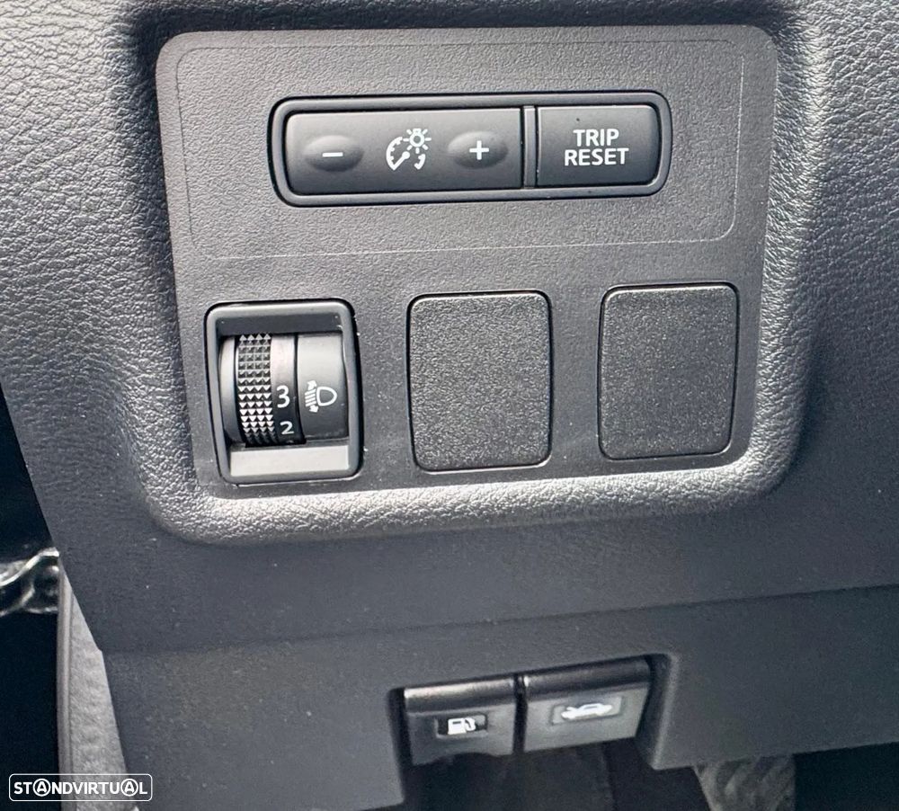 Nissan Micra 1.0 G Visia - 18