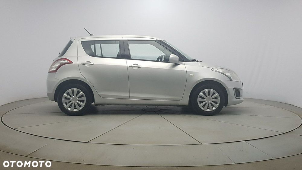 Suzuki Swift - 8