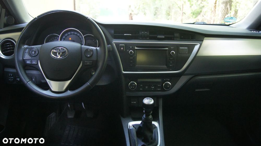 Toyota Auris 1.6 Valvematic Comfort - 11
