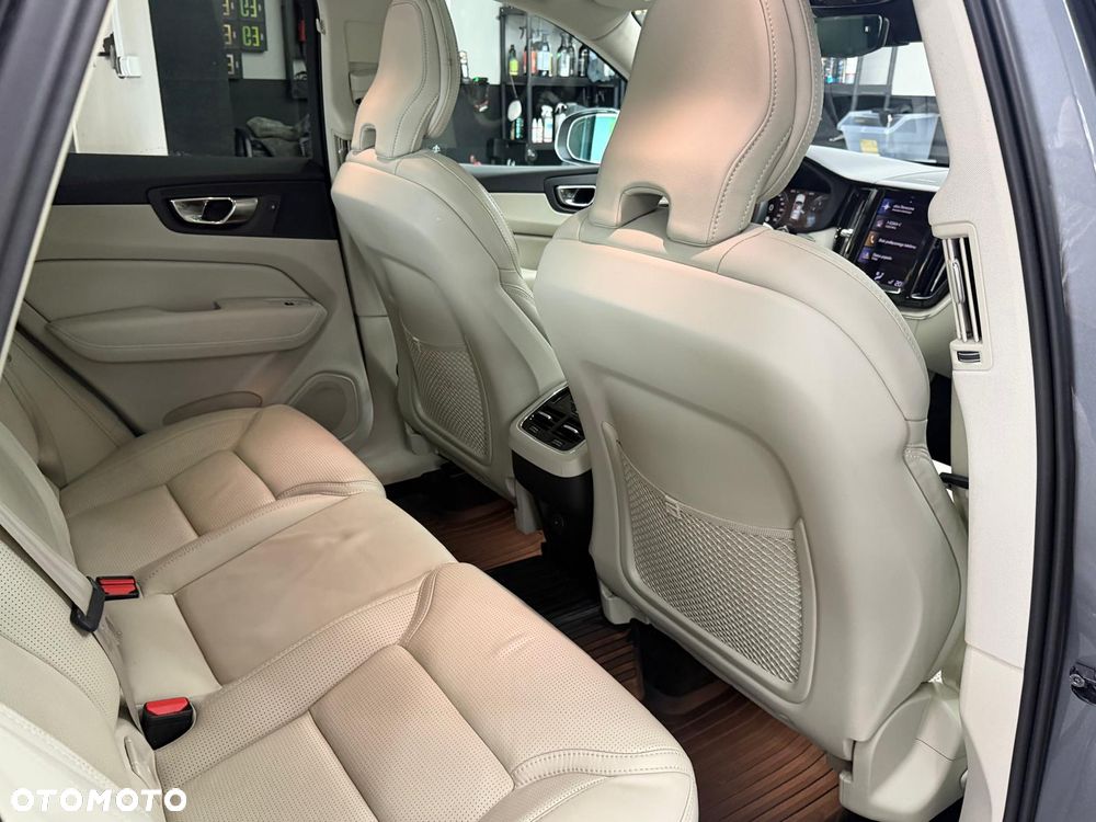 Volvo XC 60 T5 Inscription - 21