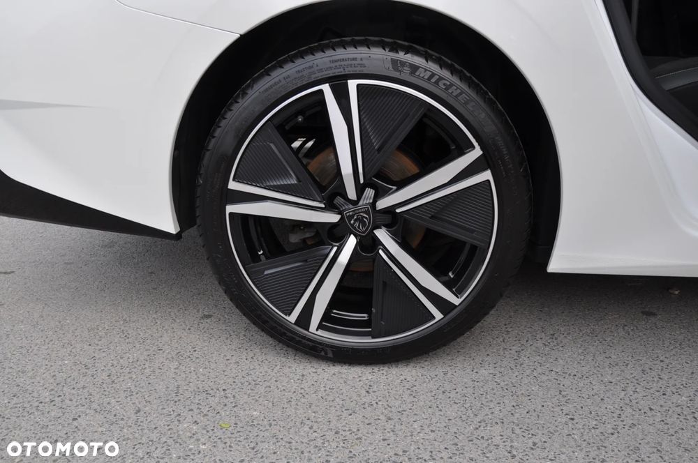 Peugeot 308 SW 1.2 PureTech GPF GT Pack S&S EAT8 - 11