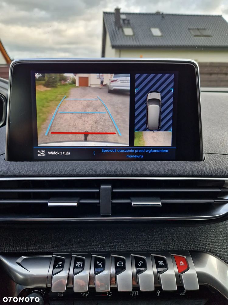 Peugeot 5008 1.6 BlueHDi Allure 7os - 21