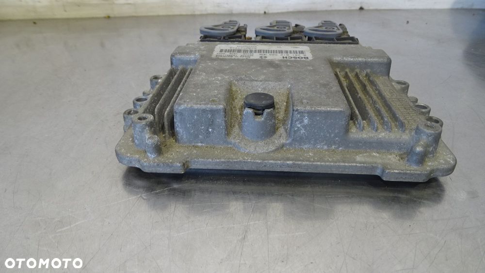 KOMPUTER SILNIKA RENAULT LAGUNA II 1.9 8200527713 - 4