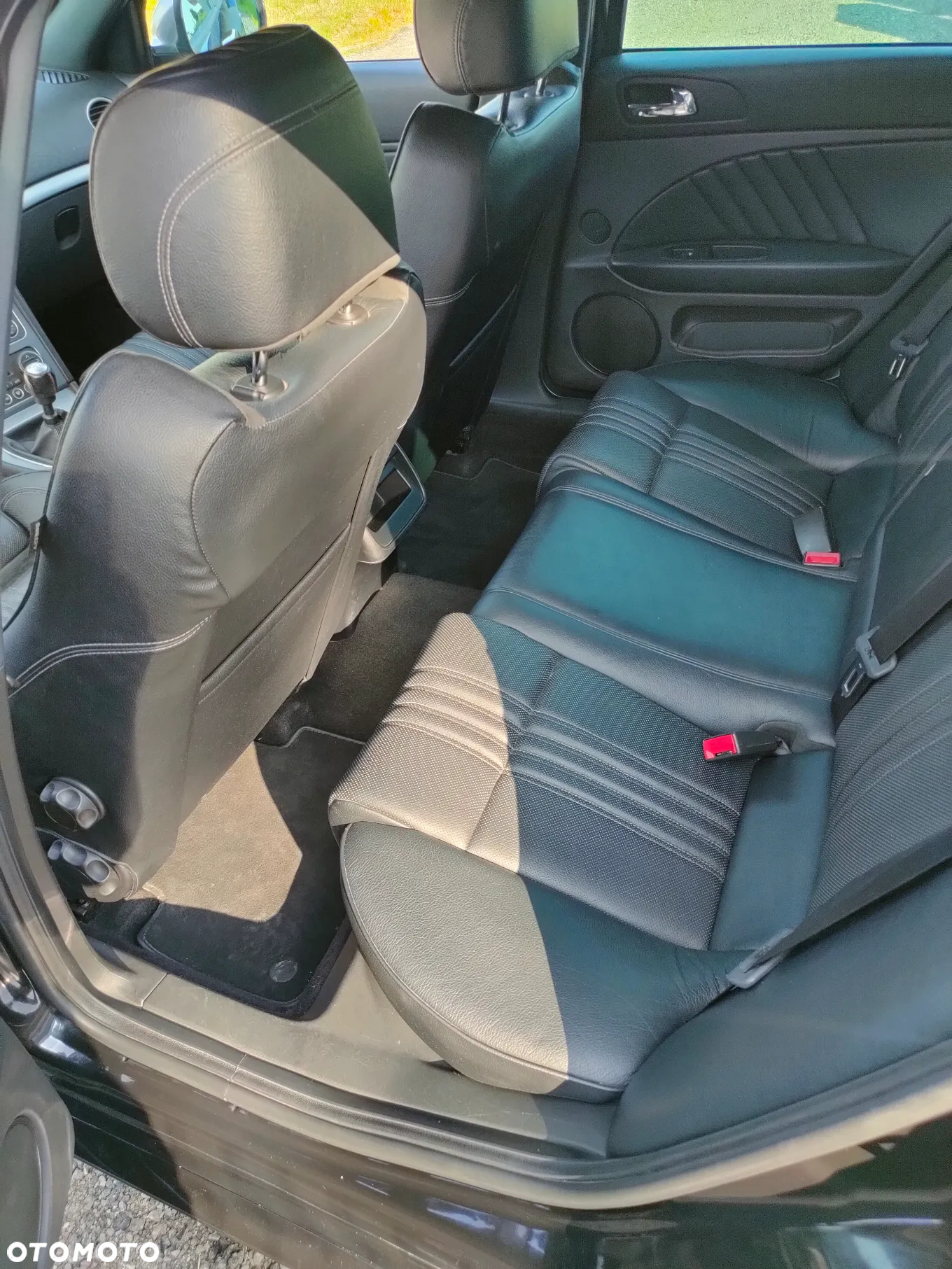 Alfa Romeo 159 1.9JTDM ti - 8