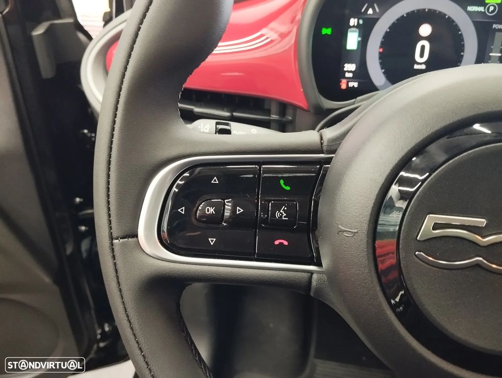 Fiat 500e (RED) - 23