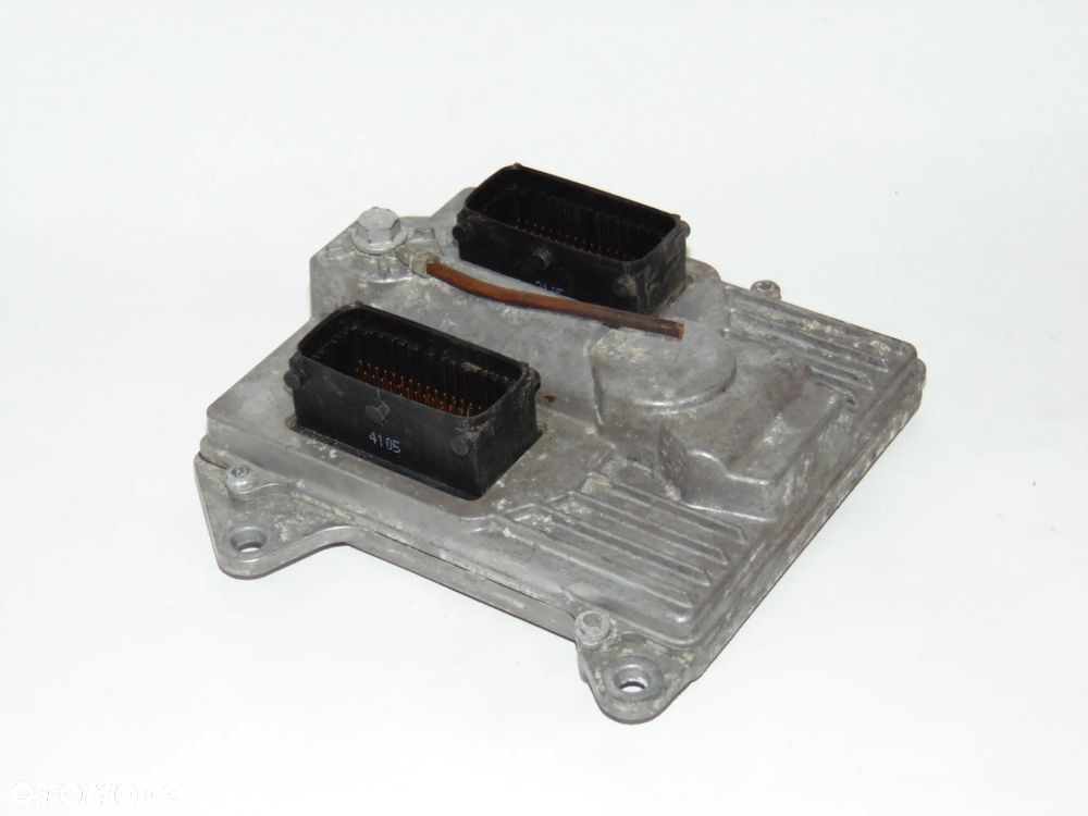 Komputer sterownik silnika 55558138 5WK91105 Opel Vectra C Signum benzyna 2.2 - 6