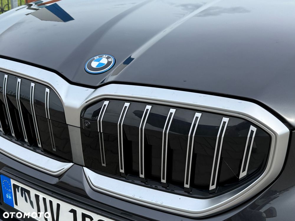 BMW Seria 5 530e - 11