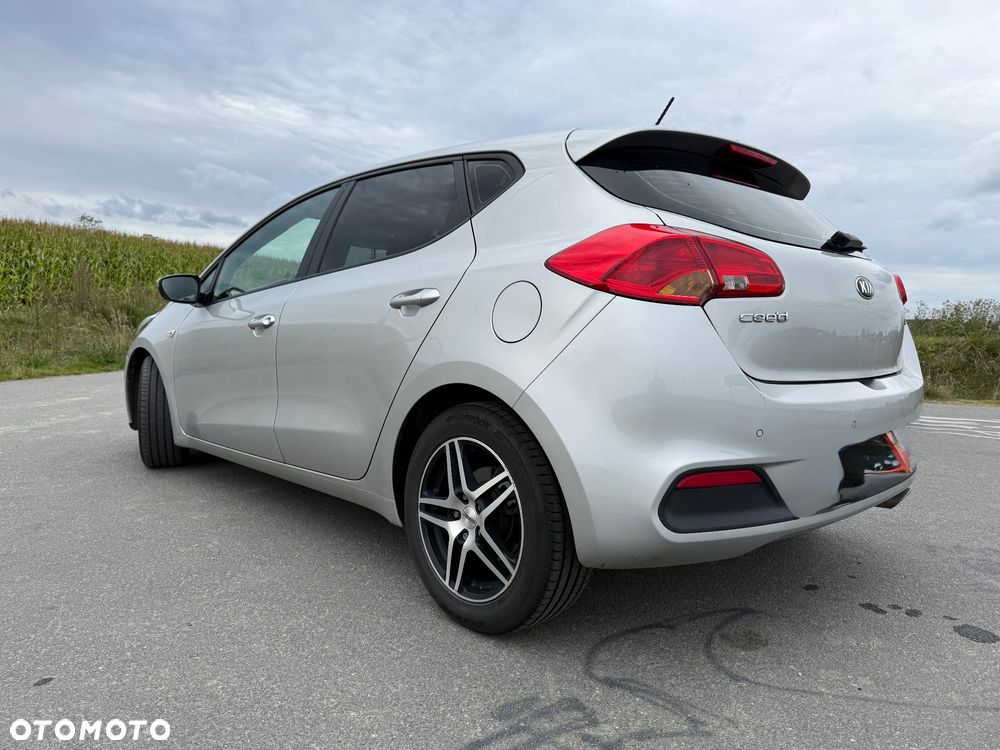Kia Ceed 1.6 CRDi M - 4