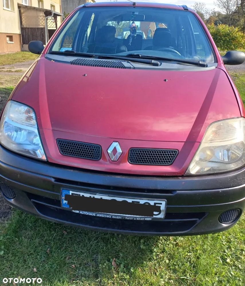 Renault Scenic - 1