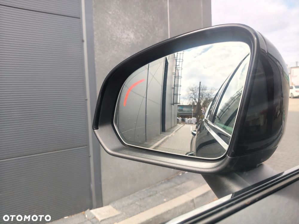 Volvo XC 40 T3 R-Design - 27