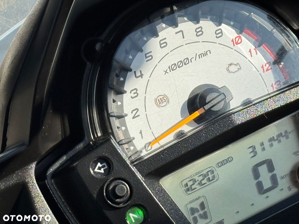 Kawasaki Versys 650 - 13