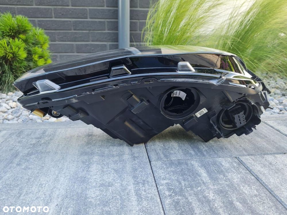 VW GOLF VIII 8 R 5H1 Lampy przód Full Led IQ 5H1941035C 5H1941036K Czarne - 10