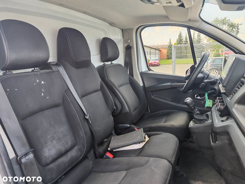 Renault TRAFIC - 29