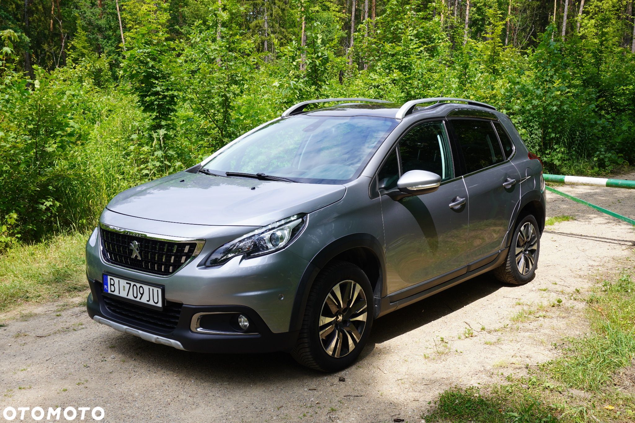 Peugeot 2008 1.2 Pure Tech Allure S&S EAT6 - 1