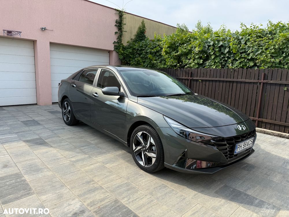 Hyundai Elantra 1.6 l 123 CP CVT Exclusive - 2