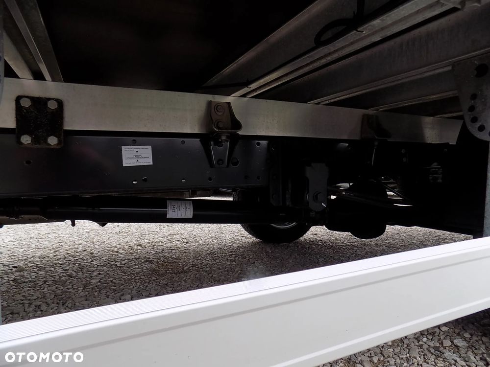 Iveco DAILY; 3.0-POWER, BRYGADOWE 7-MIO OSOBOWE, 8-PALET! - 22